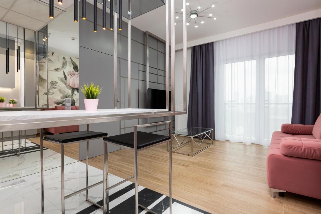 Premium Apartments Business Center By Renters Prestige Varşova Oda fotoğraf